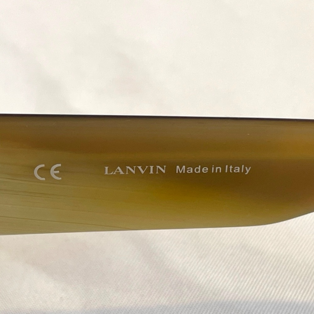 Lanvin Gold & Tortoise Sunglasses with Crystal Detail – Gradient Lenses – Case - Picture 5 of 8